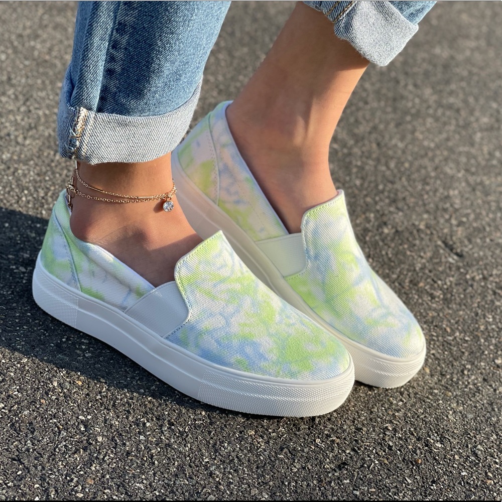 Lime Tye dye Iime slip on canvas sneakers
